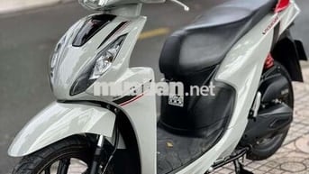 Vision bánh lớn xe xe đẹp như ngọc trinh