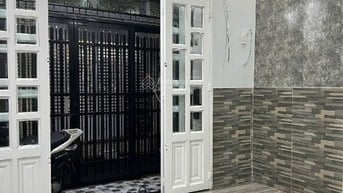 Chốt ngay cho em căn này! Nhà đ.Trịnh Hoài Đức P.13 Q.5 giá 1tỷ650tr.