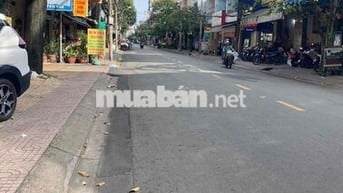 Chủ kẹt Bank bán gấp MTKD Nguyễn Sơn. 4m x 18m. Nhà 4 tầng. Giá 13.5