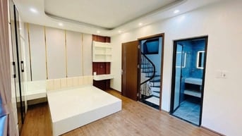 Nhà Đẹp Gần Phố, Duơng Văn Bé, Hai Bà Trưng 33m, 5 tầng, giá 8.45 tỷ