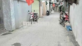 Bán nhà Đại Mỗ, Ngõ Thông, 35m 5 Tầng, Ô tô lùi cửa, full nội thất