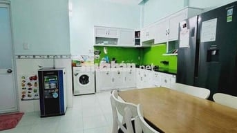 Nhà Ngay CC QK7, chợ Việt Hưng