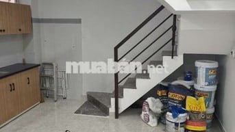 Cho thuê nhà nguyên căn nhà mới hẻm đường số 17 Tân Thuận Tây