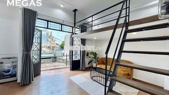 DUPLEX RỘNG NHƯ SÂN BANH CÓ BAN CÔNG, MÁY GIẶT RIÊNG, TÁCH BẾP FULL NT