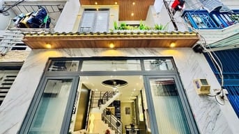 Chủ bán nhà Đường Nguyễn Đình Chiểu Quận 3, 50m2 Giá 4ty060 lh Vân