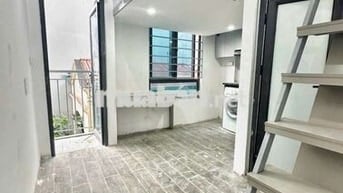 Bóc tem CCMN 25m2 gác xép. Full đồ máy giặt, ban công tại Khương Hạ