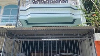 Bán nhà gần biển-2Tầng-DT54m2-3PN-hẽm ô tô 6m-vĩnh hoà-Nha Trang- 4ty8