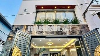 CỰC PHẨM! Nhà 182B Lê Văn Sỹ, Phú Nhuận. 1 Trệt 3 lầu, DTSD 400m2