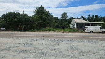 Bán lô đất 2 mặt tiền đường giá 230tr/1m ngang