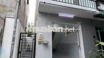 bán gấp nhà 1 trệt 1 lầu giá siêu rẻ , cách chợ hưng long 500m