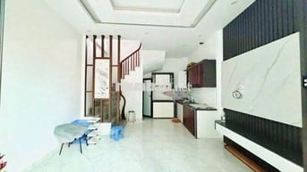 Bán nhà Ngãi Cầu An Khánh 5T 3PN, gần ô tô, trường học,chợ. Giá 4.75tỷ