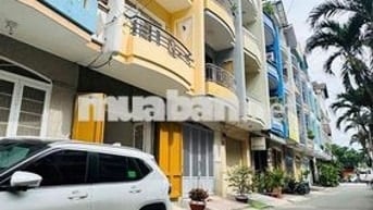 Nhà Mặt Tiền Nội Bộ Cảm Lổ P4 Q8 DT 4x15m57 . 2 lầu sân thượng