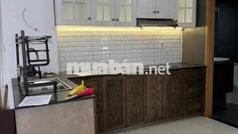 CHO THUÊ CĂN PENHOUSE TẦNG 21 ,CÓ SÂN VƯỜN   7 TRIỆU