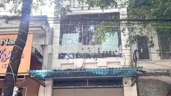 Nhà cho thuê: mặt tiền đường Phan Bội Châu ( khu vực kinh doanh)