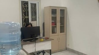 Cho thuê nhà tầng trên mặt phố Thanh nhàn thoáng trước sau 