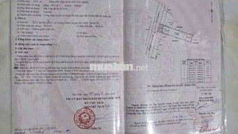 chu cần bán nhà nát mặt tiền thương mãi gần chơ trung chanh