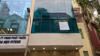 Chính Chủ Bán Nhà Trung Kính To . Diện Tích 68m2 