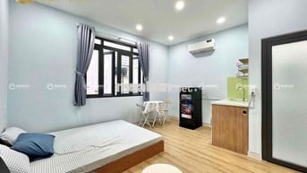 STUDIO FULL NỘI THẤT CÓ CỬA SỔ TRỜI ĐI BỘ QUA ĐẠI HỌC VĂN HIẾN