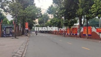 Nhà Lô Góc 201m², 2 MT, Gần QL1K, Đông Hòa, Tp HCM, Chỉ 10.5 Tỷ, TLCC