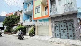 Ngay siêu thị Emart- 84m2- hẻm nhựa 10m- oto ngủ gần MT-10ty8