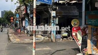 BÁN NHÀ TÔN CẤP 4 120M2 ĐƯONG XE TẢI 6M LÝ THƯỜNG KIỆT P DĨ AN NGAY TT