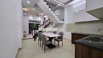 CẦN BÁN NGAY CĂN NHÀ PHỐ 4 TẦNG, SỔ SẴN, GẦN TRẠM METRO ĐHQG, QL1K