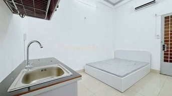 Phòng 281A Nguyễn Văn Đậu Bình Thạnh 30m2 FNT. Giá 4,6 triệu/ tháng