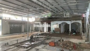 CHo thuê mbkd góc 2 mặt tiền đường Trần văn giàu 10x30m thông suốt