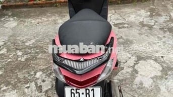 Honda Dylan 150 màu Hồng