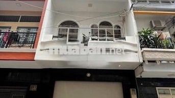 6PN, 5WC. Nhà 3 lầu MT Trân Minh Quyền -3/2, Q10. DT: 4x12m. Giá 20tr