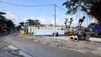 Mặt tiền TL29 đường đang làm lại, vị trí đẹp