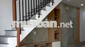 Nhà mê lửng Điện Ngọc giáp Hoà Quý