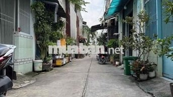 NHÀ 4x12 - ĐÚC 1 LẦU - HẺM OTO- SÁT CHỢ BÌNH LONG