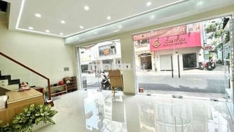 Mặt tiền đẹp Q3, mới sạch, ngang 7m giá tốt TL