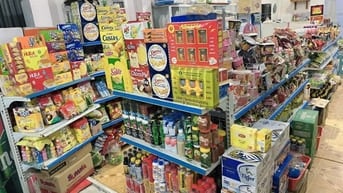 Cần gấp nam nữ bán hàng tại quầy 