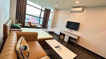 Cho thuê căn hộ đẹp mặt phố Phan Kế Bính đầy đủ nội thất, dịch vụ