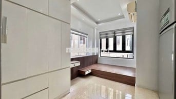 CĂN HỘ CỬA SỔ LỚN MÁY GIẶT RIÊNG_GẦN SÂN BAY_GIÁP Q1 Q3 BÌNH THẠNH