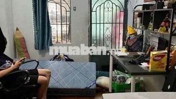 Bán gấp nhà 25m2,2 tầng sổ hồng riêng, 3,69 tỷ, đường Huỳnh Tấn Phát,