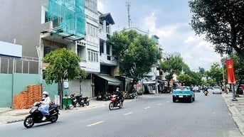 Bán đất mặt tiền Hoàng Hoa Thám, Bình Thạnh, đất trống,  310m², 95 tỷ