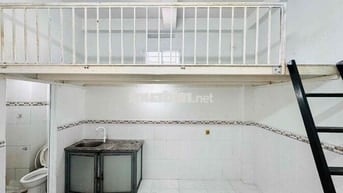 Cho thuê phòng duplex rộng có sẵn máy lạnh , ngay chợ hạnh thông tây