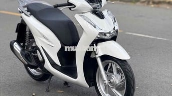 SH 160i ĐK CUỐI 2024 LIKE NEW BSTP