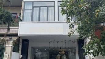 NGUYÊN CĂN ĐƯỜNG CỘNG HÒA DT 5X20M HẦM 5 LẦU SÀN TRỐNG SUỐT