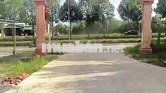 2 lô sát bên khu cn  10 x 51m x 200m tc