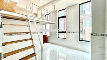 Phòng Có Gác Cửa Sổ Lớn Ngay Đại Học Văn Lang Cs3