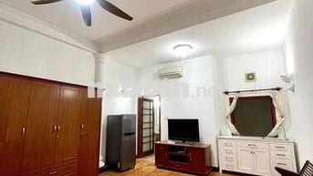 cho thuê phòng rộng 50m2, đầy đủ nội thất