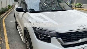 KIA Seltos Luxury 26000 km Trắng