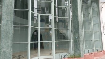 Cho thuê mặt bằng 60m2 tầng trệt + lửng , thích hợp kinh doanh mặt hàn