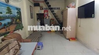 Nhà ở Liền 3,5x10 gồm 1lầu 2p ngủ 1tolet