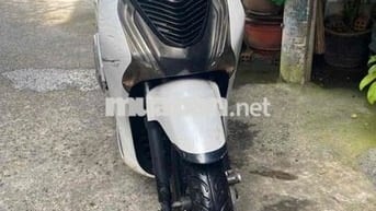 xe sh chính chủ đang sử dụng tặng dàn áo xám