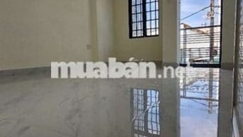 Cho thuê phòng mới set up. Rất đẹp chỉ 3,5tr tháng. Đường số 8 l.xuân